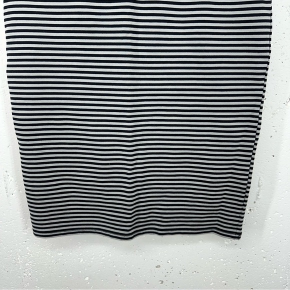 Toad&Co Women's Size Small Paseo Black Gray Striped Stretch Skirt - Picture 4 of 14